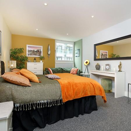 Cobalt Point, South Quay Apartamento Londres Exterior foto